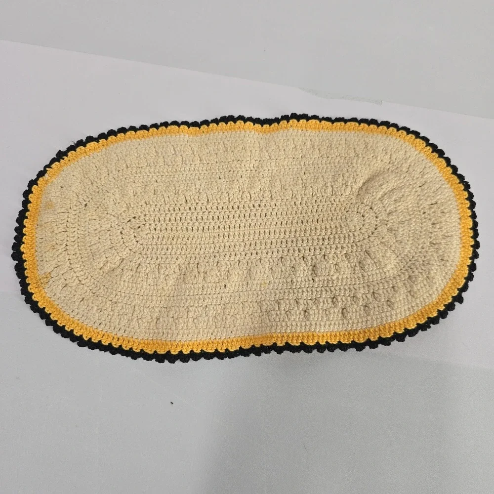 Vintage Small Oval Crochet‎ Rug Cream Yellow Black Bobble Textured Accent Mat